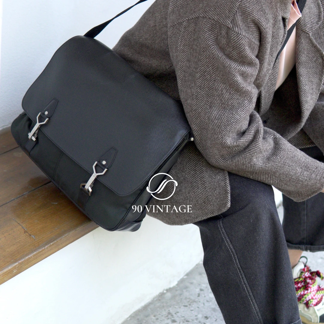 95新 LouisVuitton/路易威登 taiga针叶纹 商务质感斜挎公文包