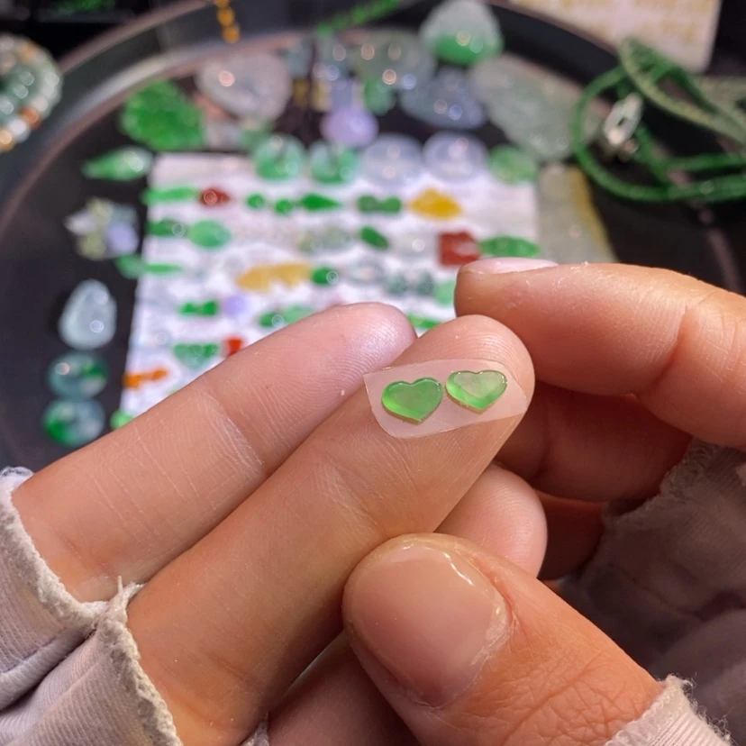 【闪购商品】翡翠挂件未镶嵌心