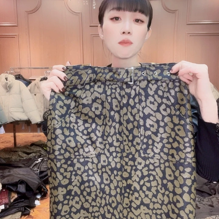 90……100斤皮长裙，