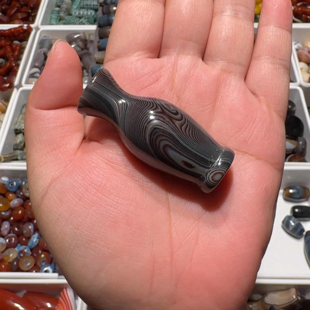玛瑙/玉髓未镶嵌珠宝半成品