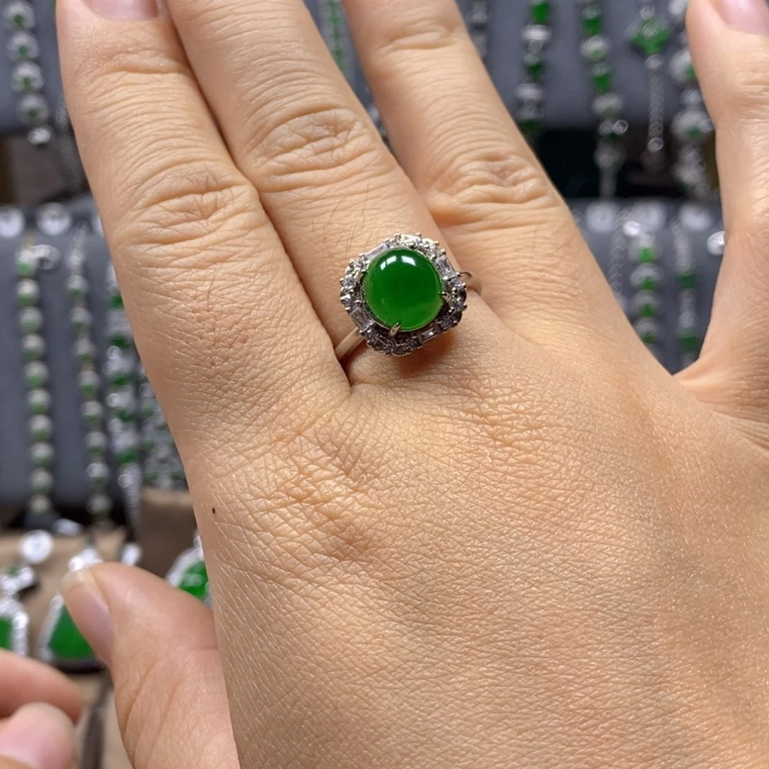 翡翠银S925镶嵌颈饰小馒头