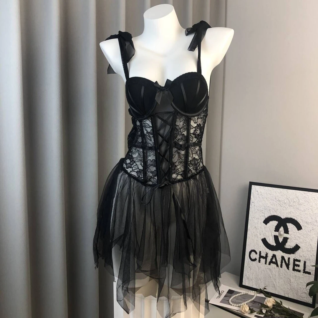 【融糖时刻】透气性感拼接镂空V领睡裙复古露背显瘦吊带裙法式气质