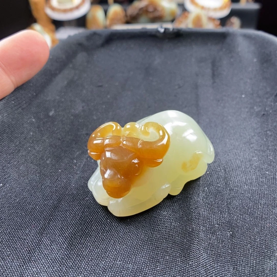 和田玉（糖玉）未镶嵌颈饰