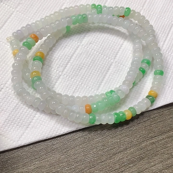 翡翠未镶嵌颈饰卡5.3