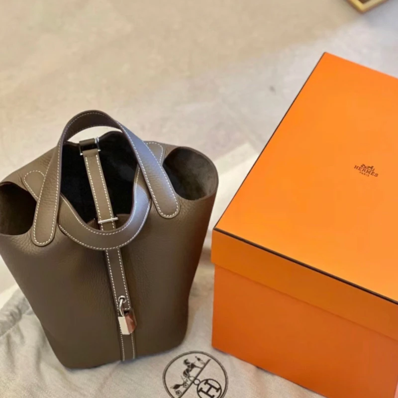 99新 Hermes/爱马仕 爱马仕大象灰菜篮子包包18银扣
