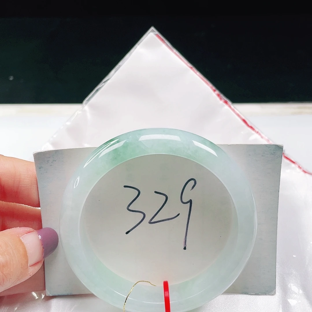 翡翠未镶嵌手镯缅甸翡翠55+