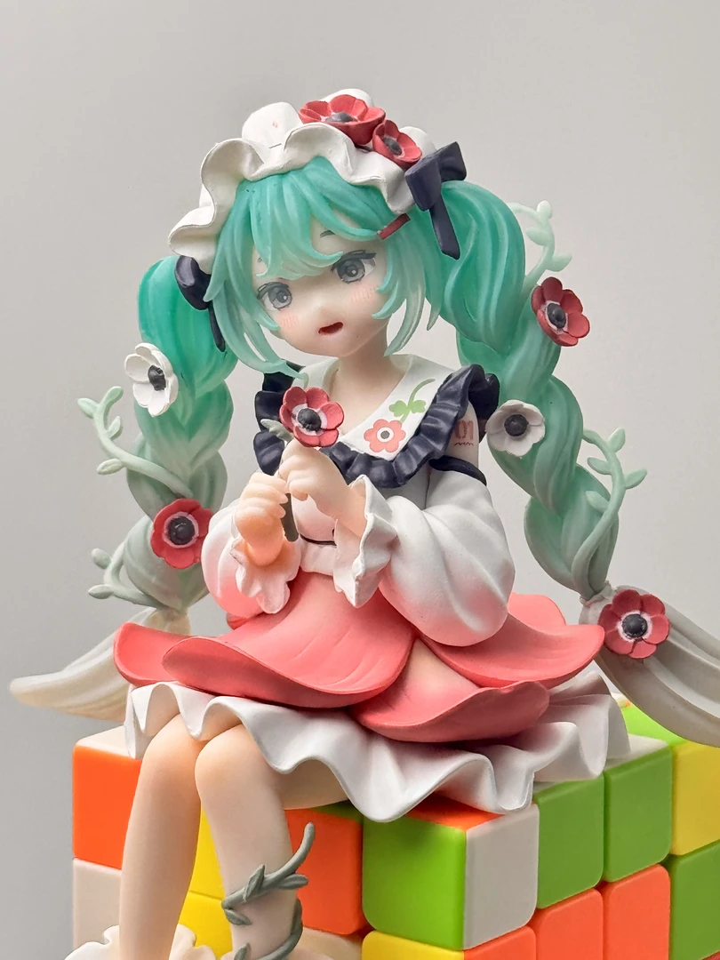 正品保真 银莲花仙子 初音未来 景品手办