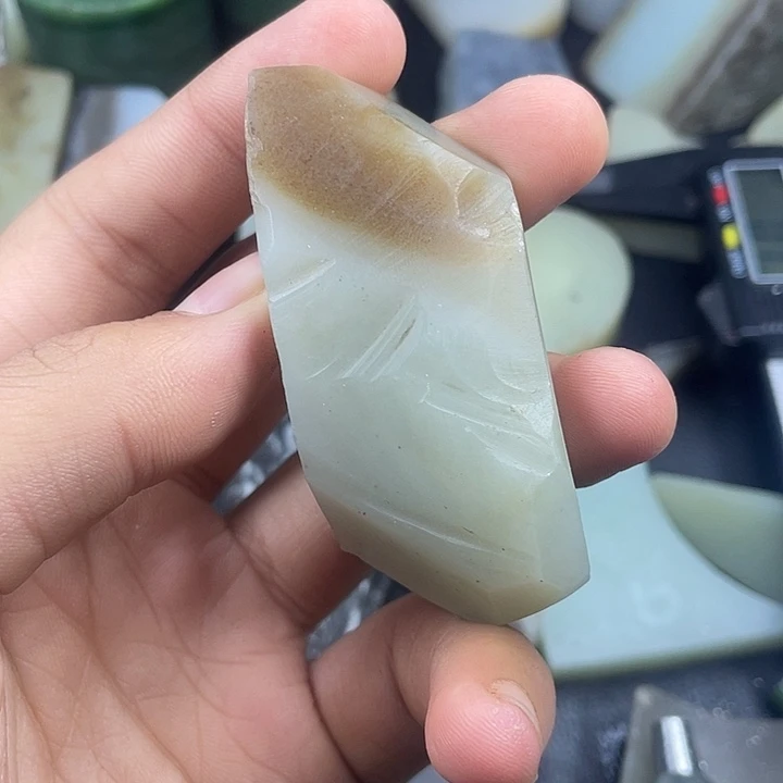 和田玉（糖玉）未镶嵌颈饰