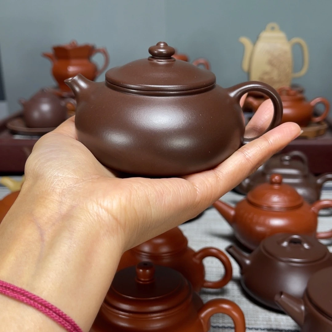 乘****茶壶紫砂半手寒江150cc