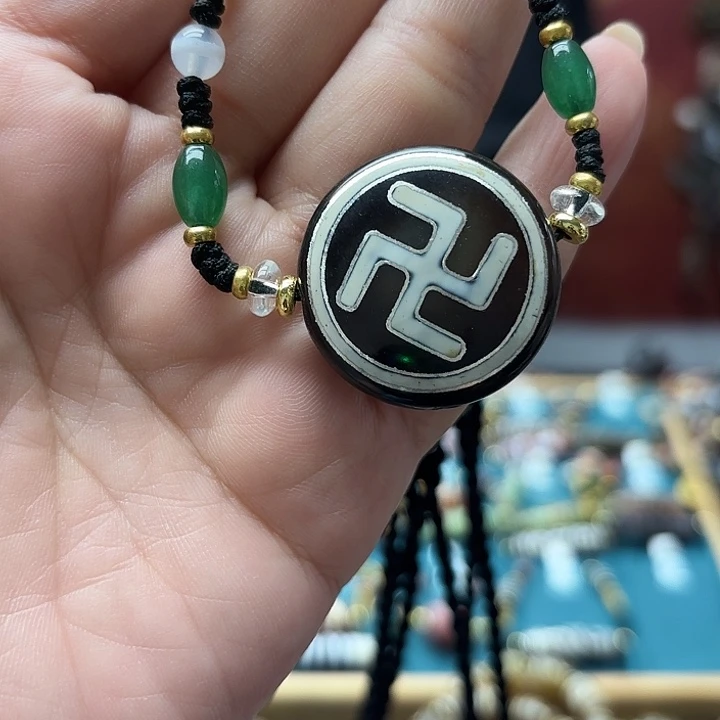 玛瑙/玉髓颈饰合金