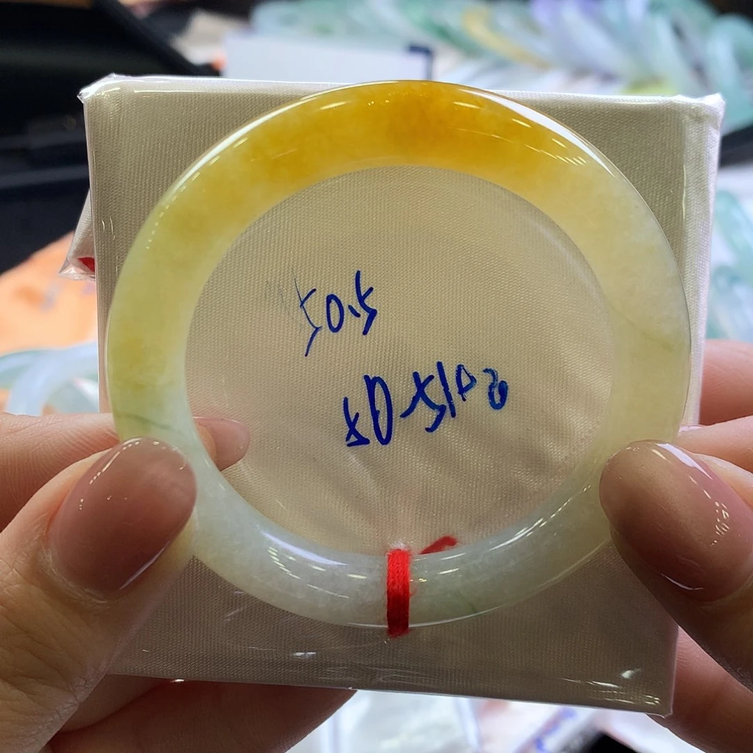 翡翠手镯未镶嵌5051圆