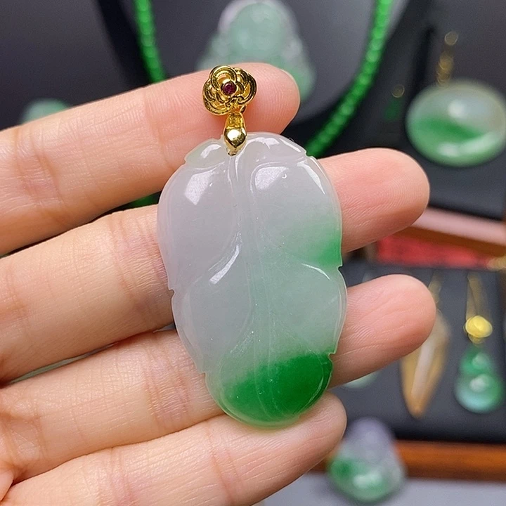 吊坠(赠链)未镶嵌翡翠