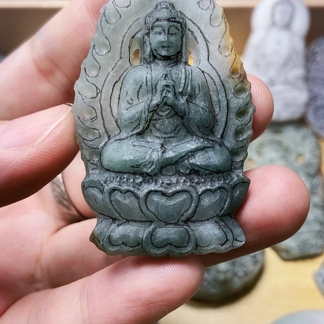 奶****定制翡翠未镶嵌覆盖个好年
