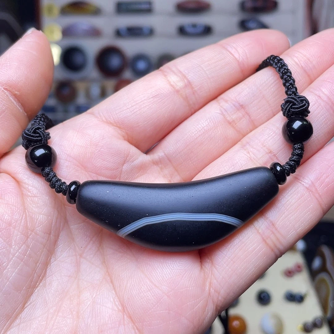 玛瑙/玉髓未镶嵌珠宝奇石