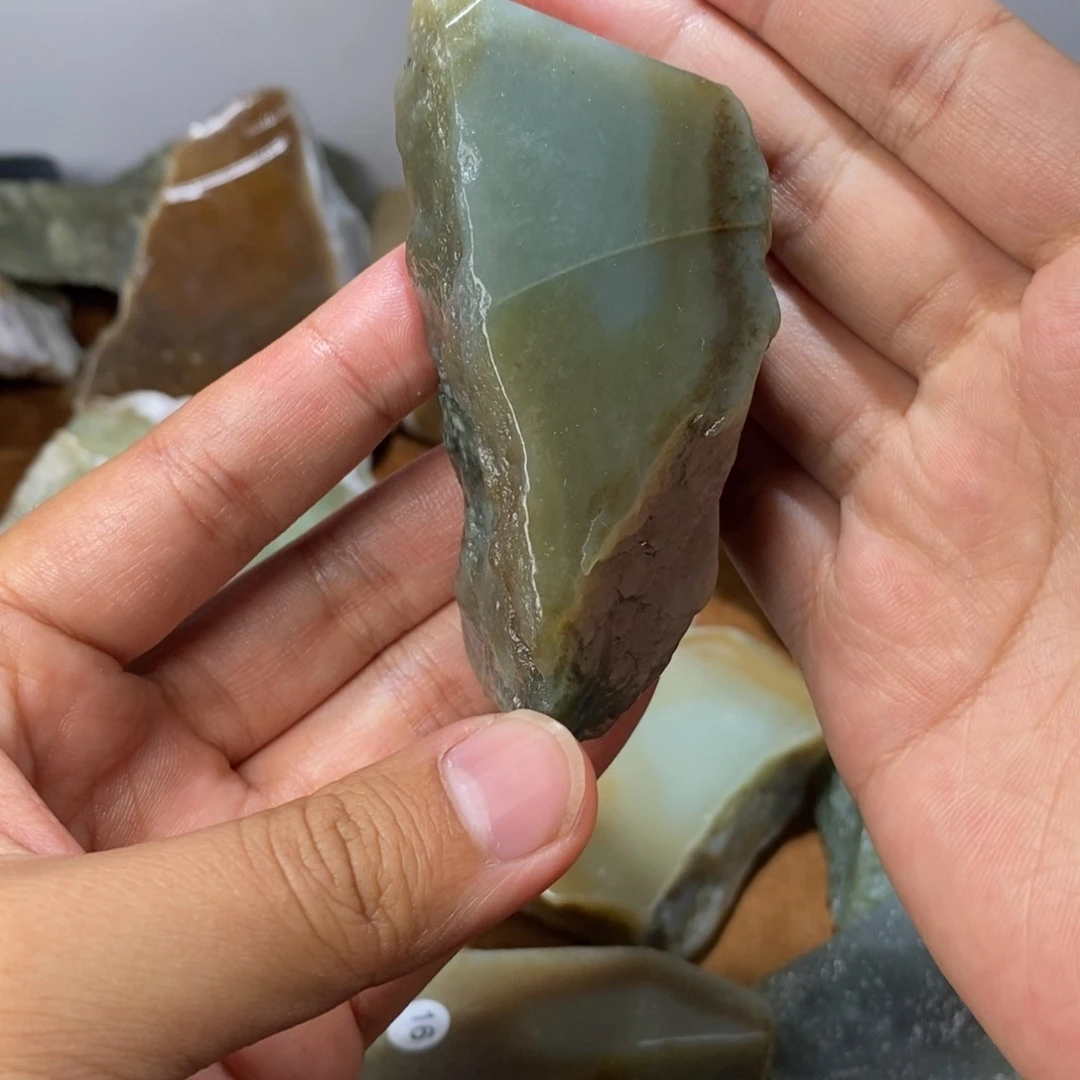 和田玉和田玉未镶嵌海**情