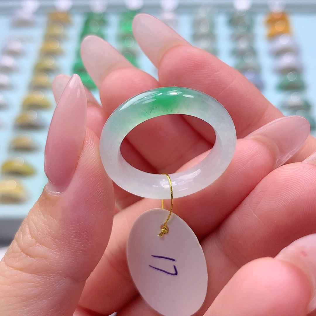 未镶嵌戒指翡翠17圈