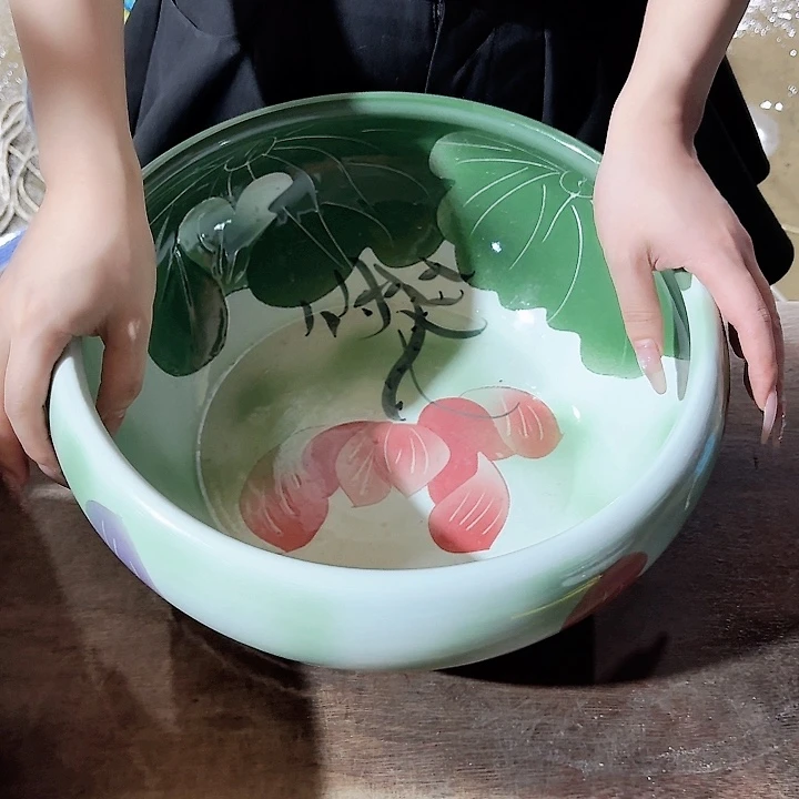 瓷片口径32厘米 高度14厘米