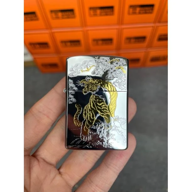 高端打火机虎鹤延年双色创意复古收藏送礼Z92121A