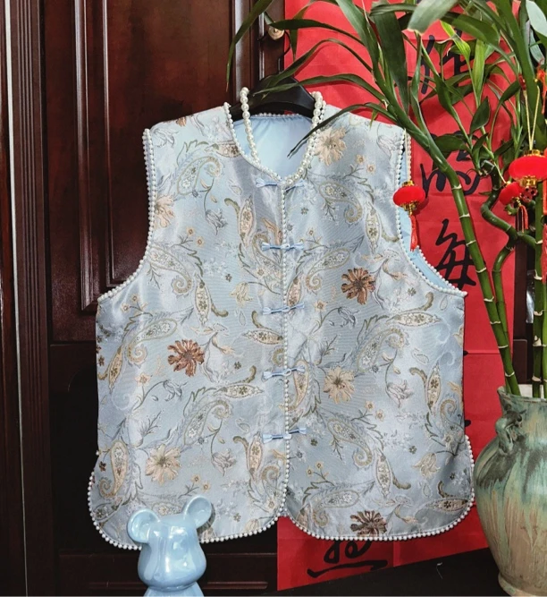 格格冬季新款大码女装高级感新中式复古盘扣单马夹百搭显瘦马甲