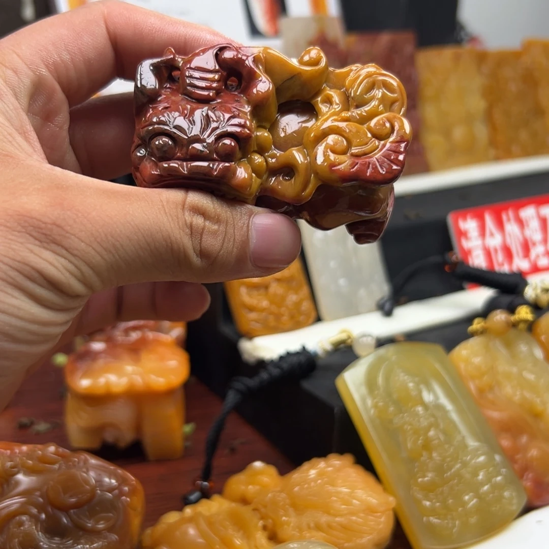 石英质玉（黄龙玉）未镶嵌多样性发货，发其一