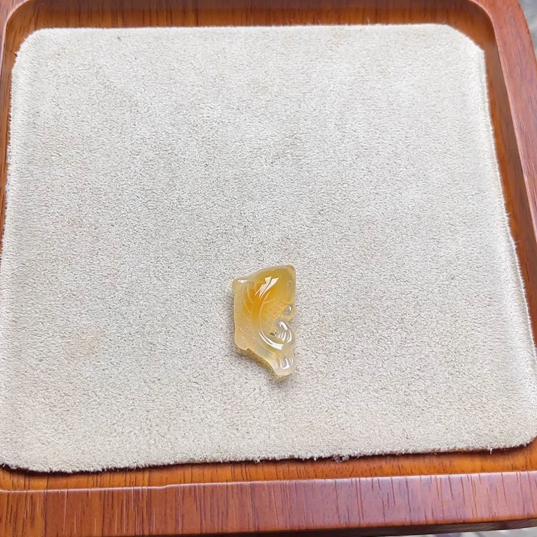 玛瑙/玉髓颈饰未镶嵌p**t