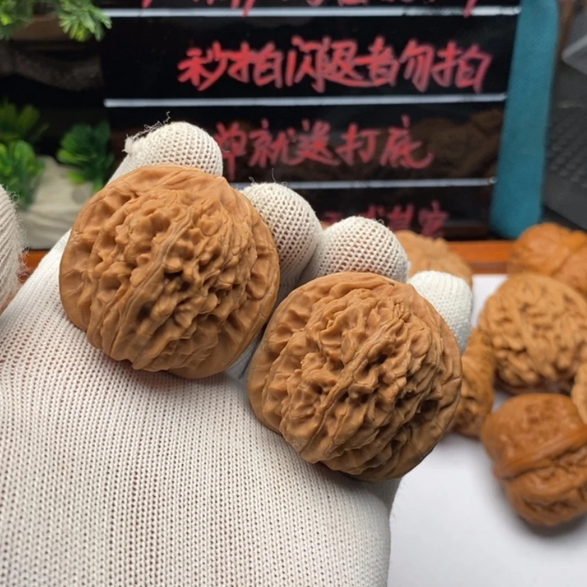 【闪购商品】文玩核桃把件百*汇15楼子