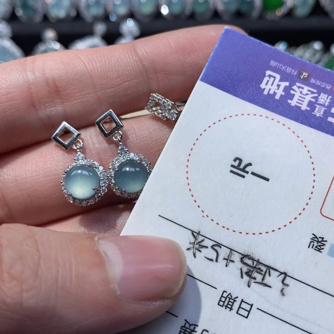 翡翠颈饰未镶嵌闫*.翡翠