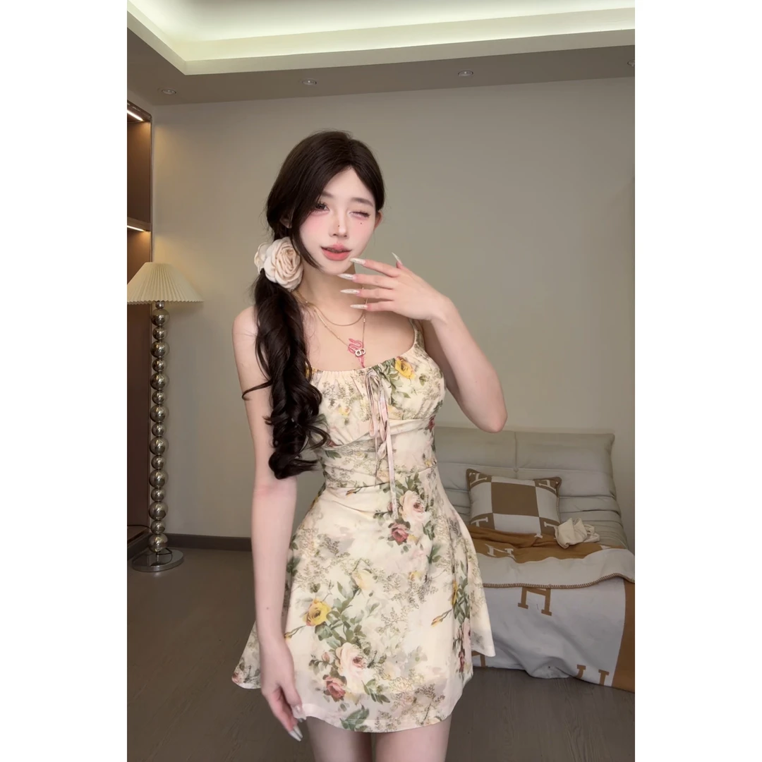 【一一推荐】夏季气质甜美古典优雅法式设计感吊带LZQ02-30