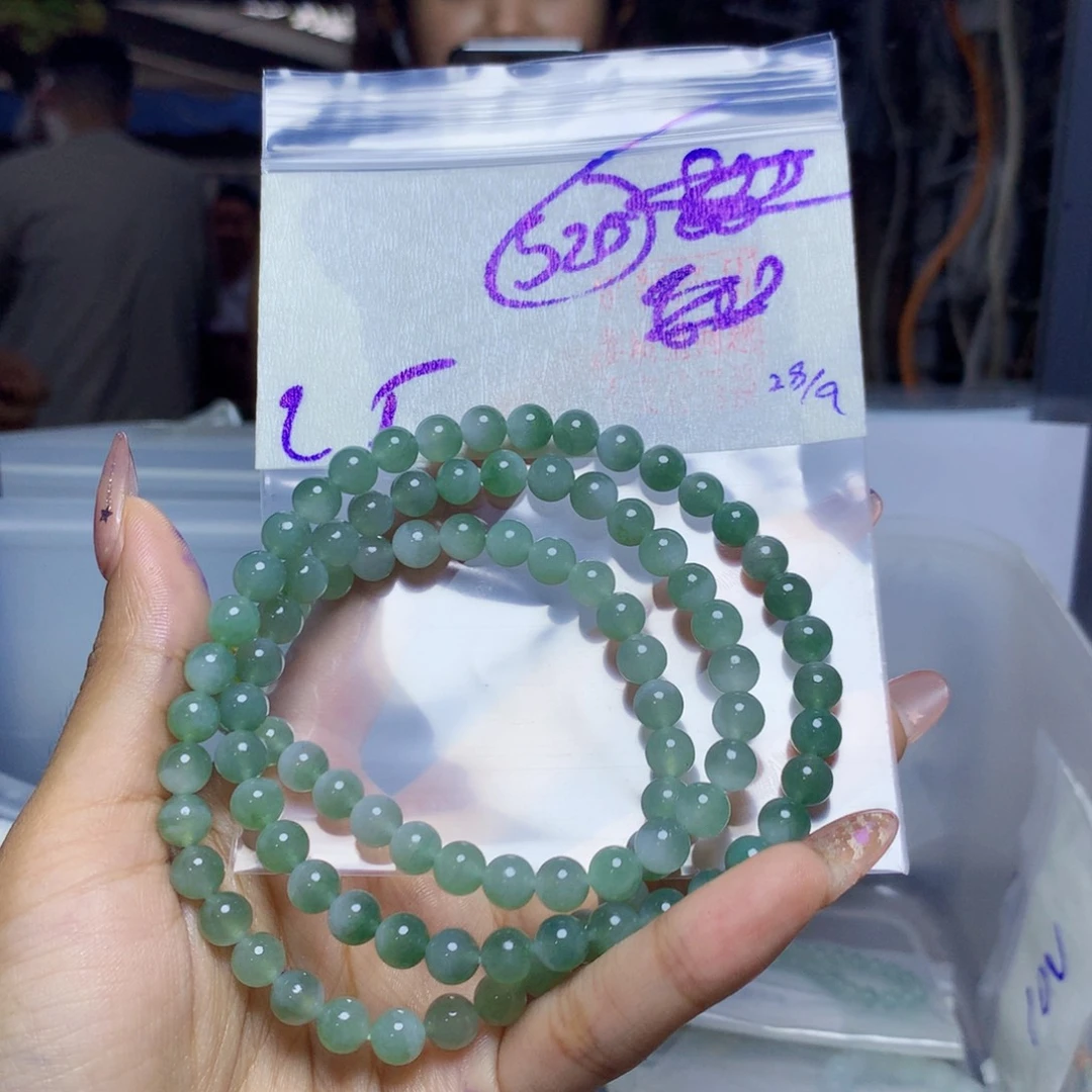 定制翡翠未镶嵌天然缅甸翡翠