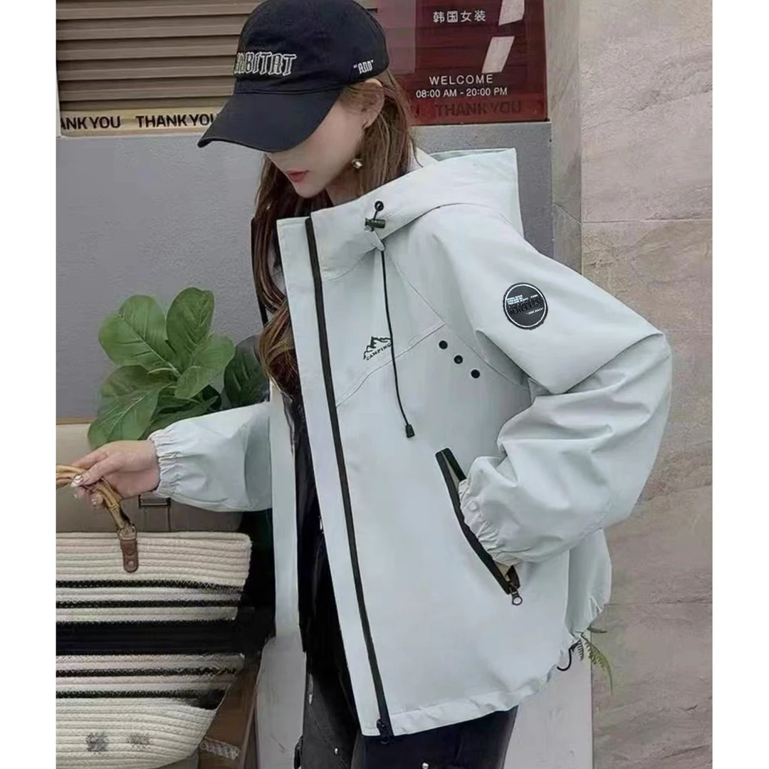 8508秋款女士时尚百搭外套连帽