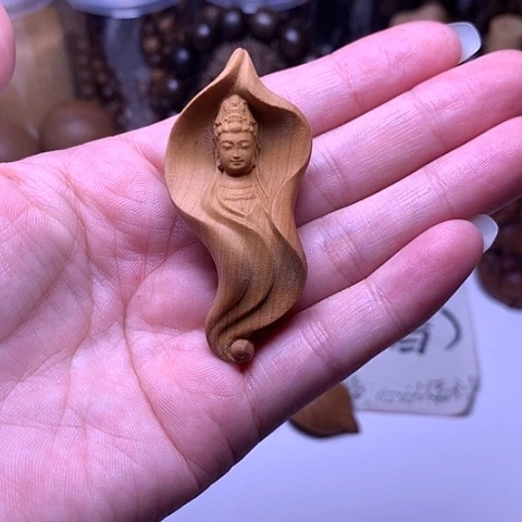 檀香木吊坠老山檀香满工观音吊坠