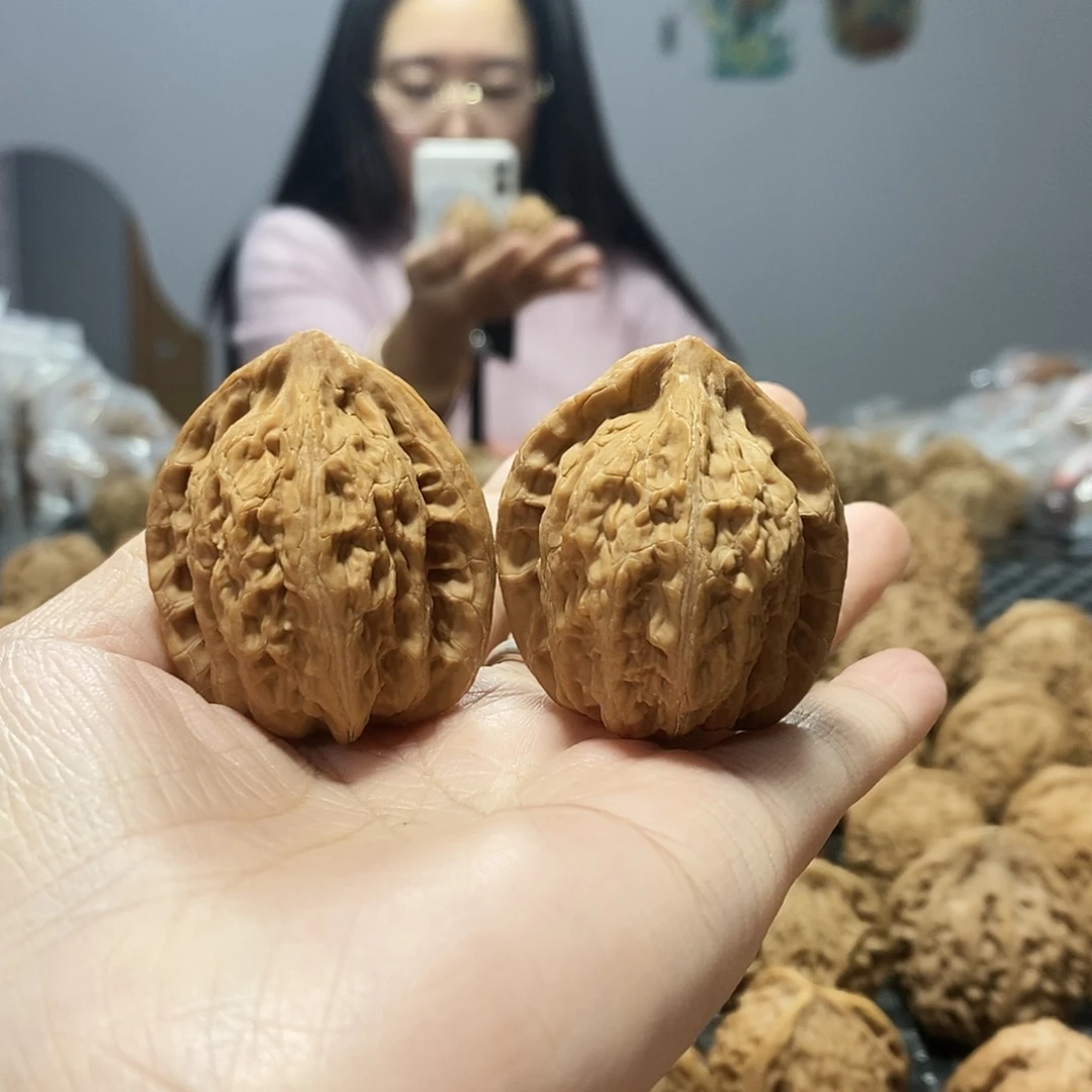 文玩核桃吊坠僧帽38黄