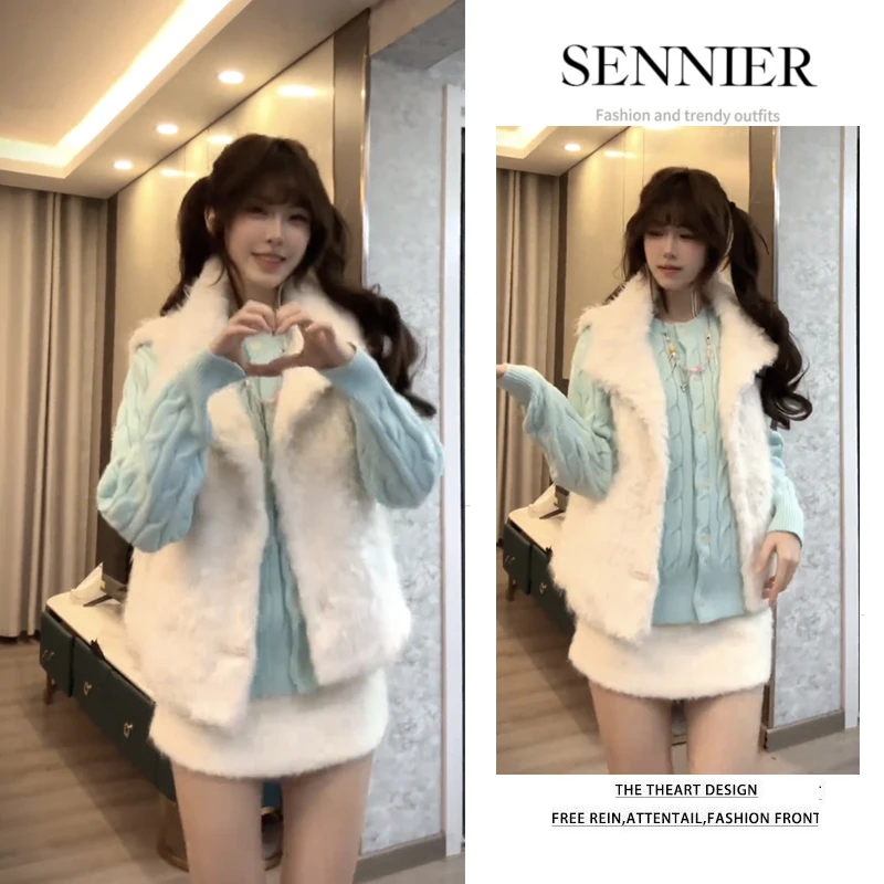 秋季温柔系穿搭女2025新款韩版减龄针织开衫百搭马甲短裙三件套装