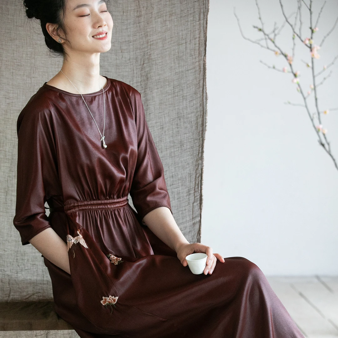 牧衣游原创 精工手绣醇正薯莨红云纱连衣裙高级感复古长裙 浮云浅