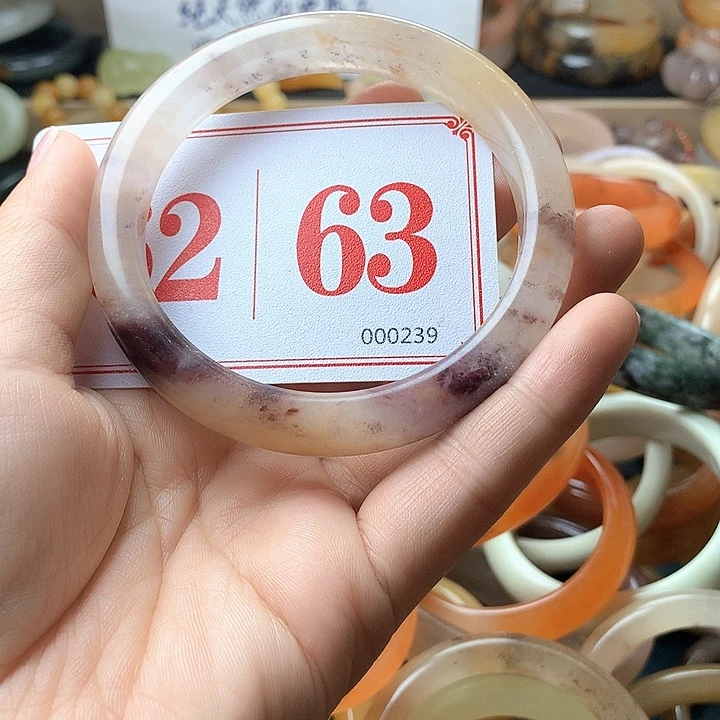 石英质玉（黄龙玉）未镶嵌手镯