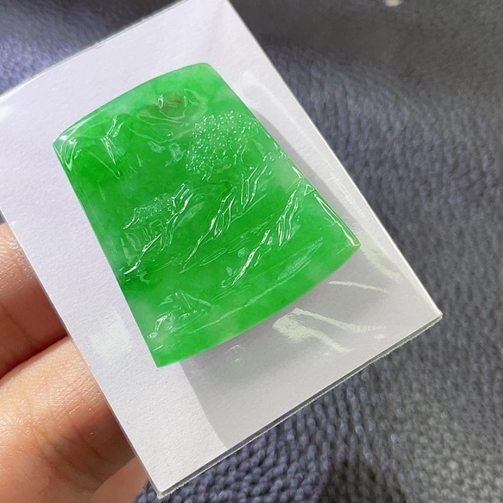 定制翡翠未镶嵌翡翠