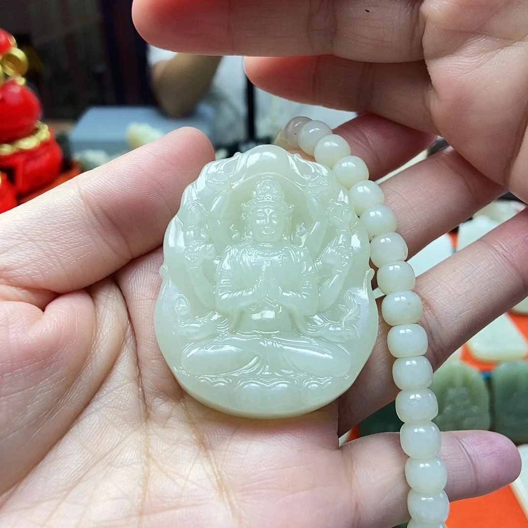 颈饰未镶嵌和田玉心****柔