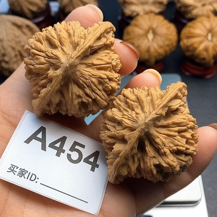 吊坠文玩核桃盘龙纹4.9