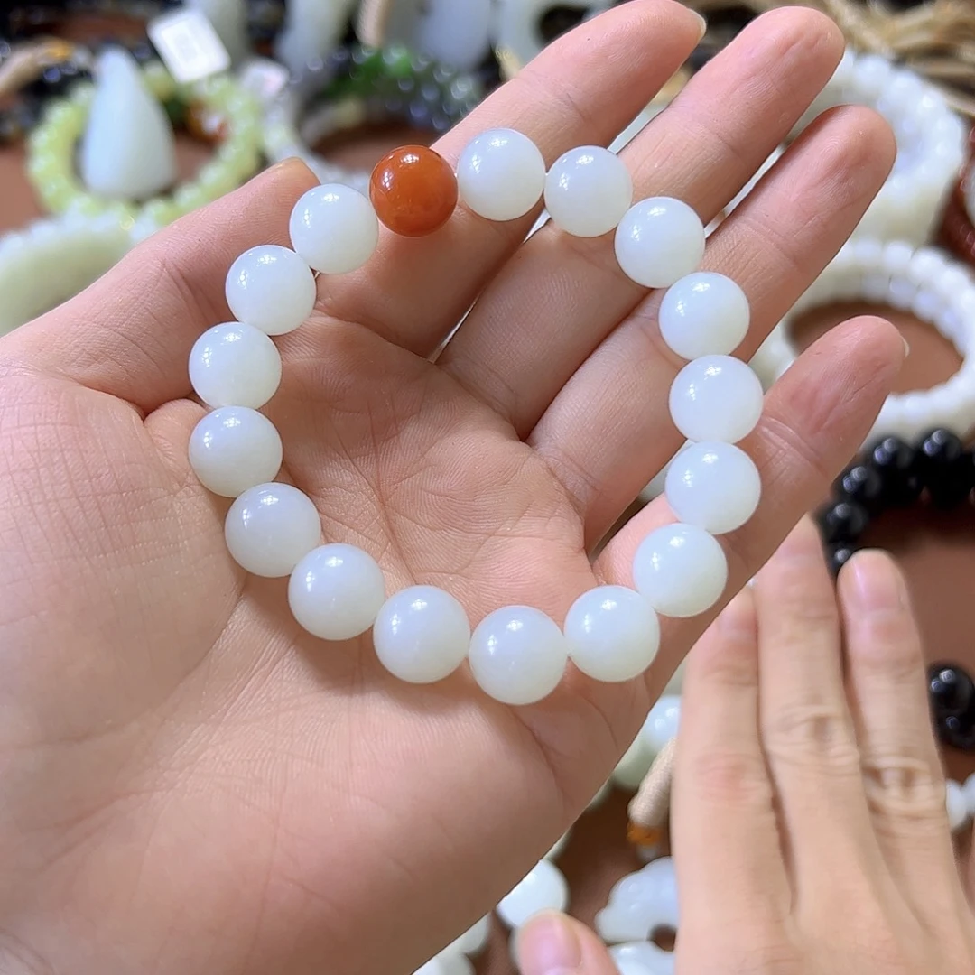 和田玉未镶嵌手串