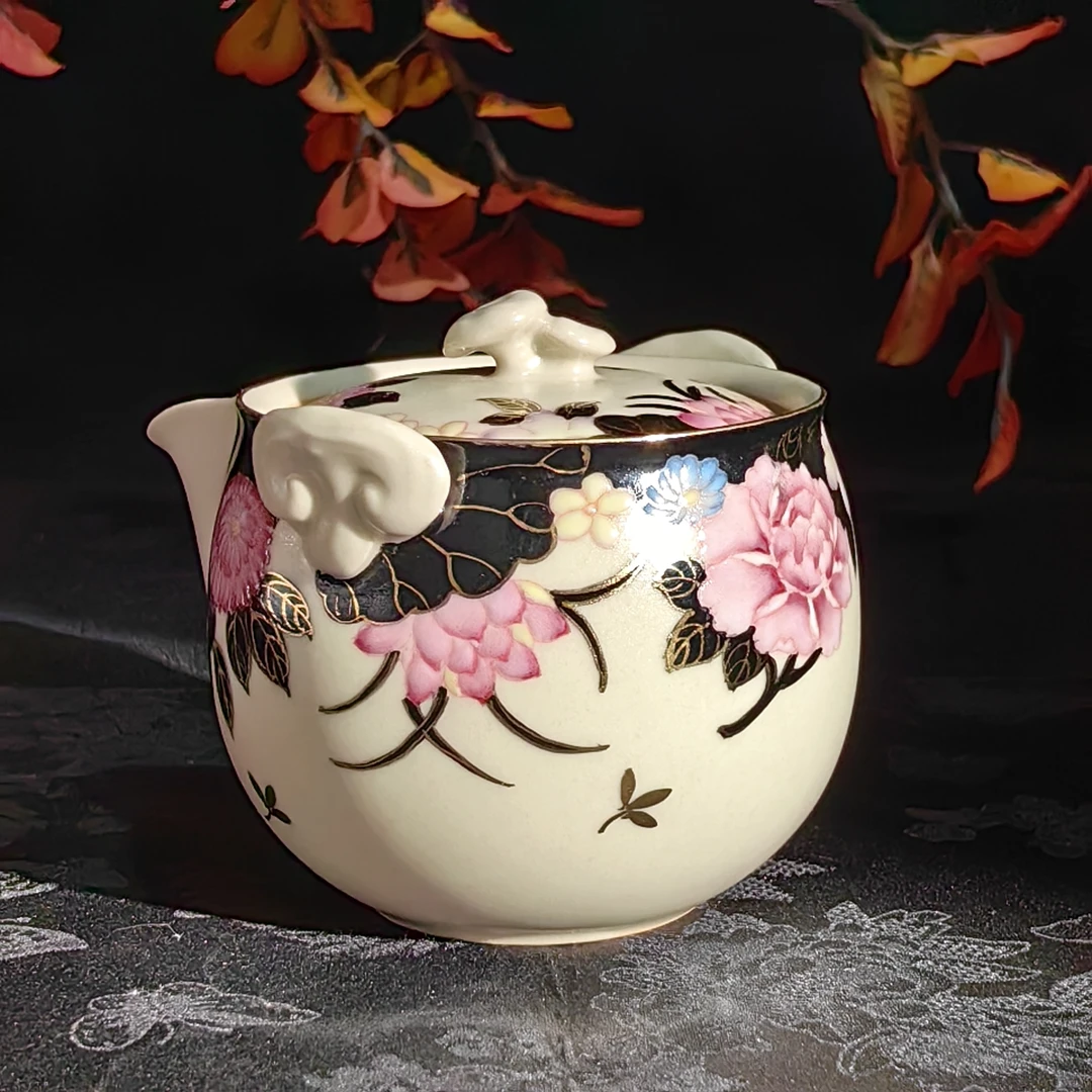 了物 富贵牡丹灵芝宝瓶 LW240