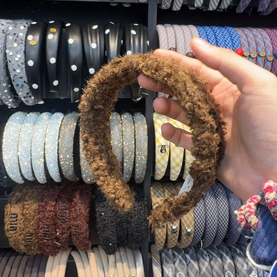 miu棕色发箍哦哦哦哦