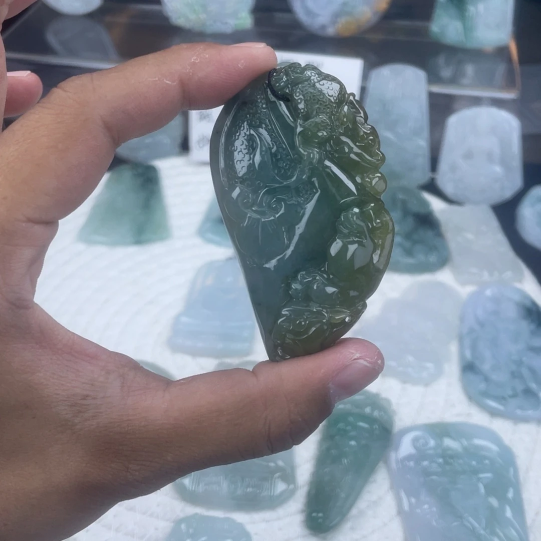 颈饰未镶嵌翡翠特色龙牙