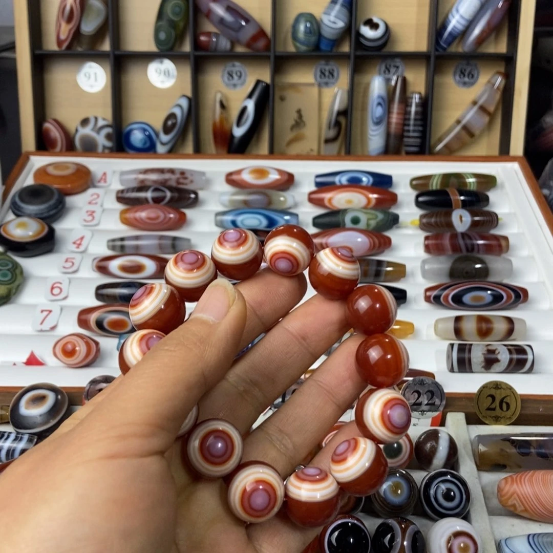 未镶嵌颈饰玛瑙/玉髓大***房