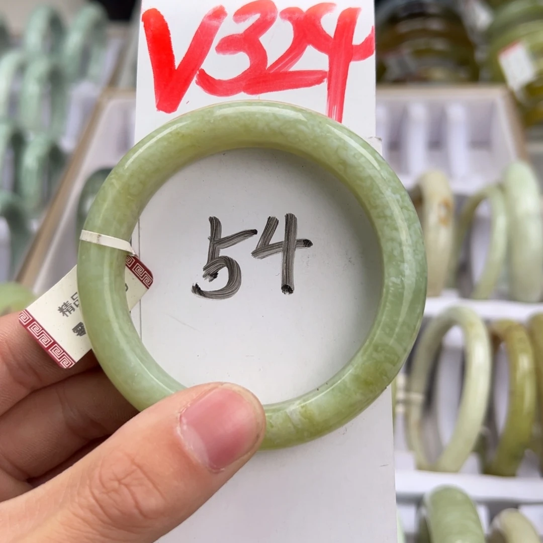 岫玉手镯未镶嵌天然岫玉