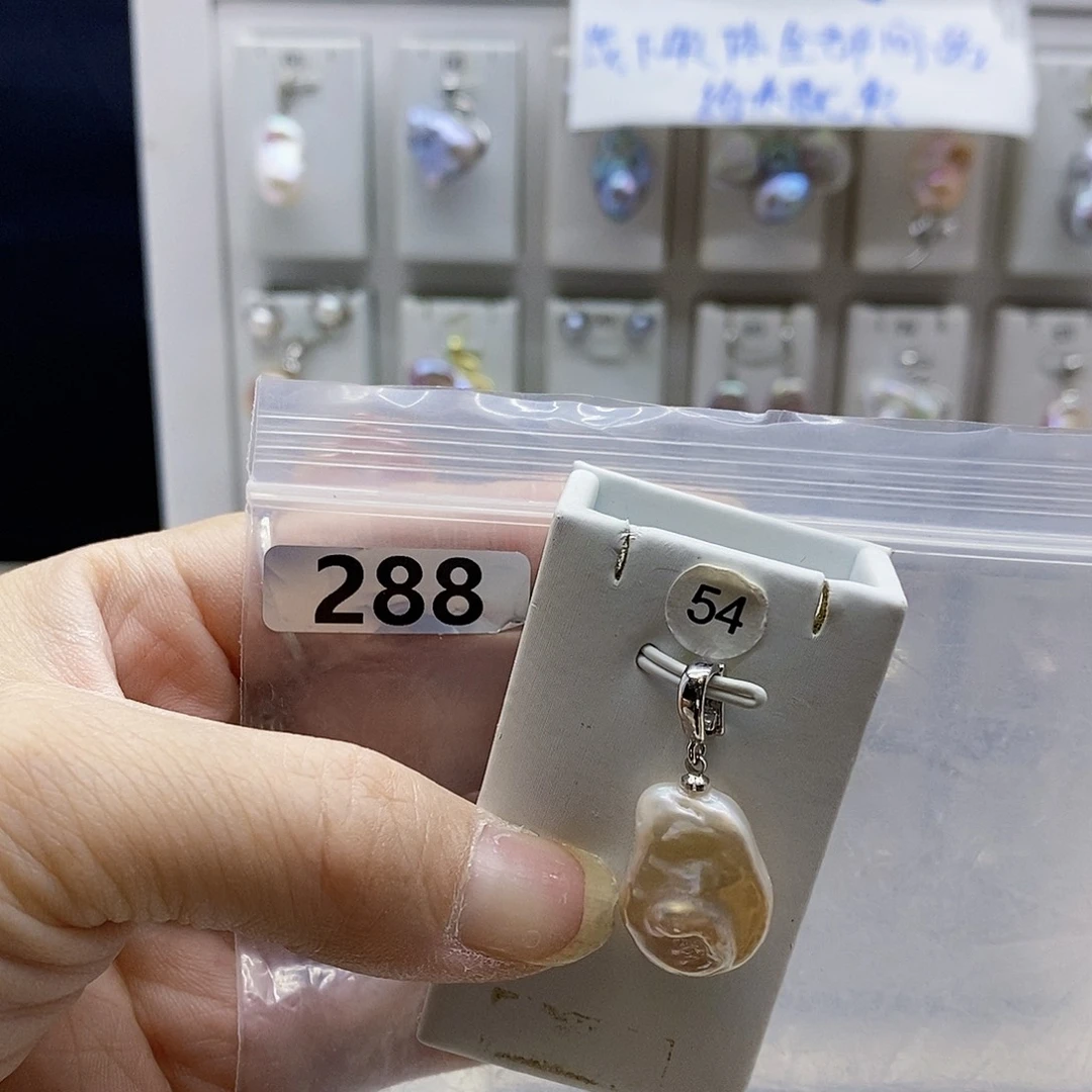颈饰合金淡水珍珠