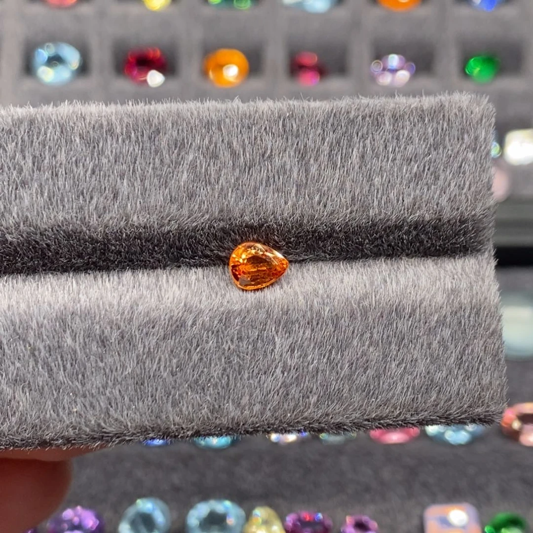 石榴石（芬达石）裸石未镶嵌