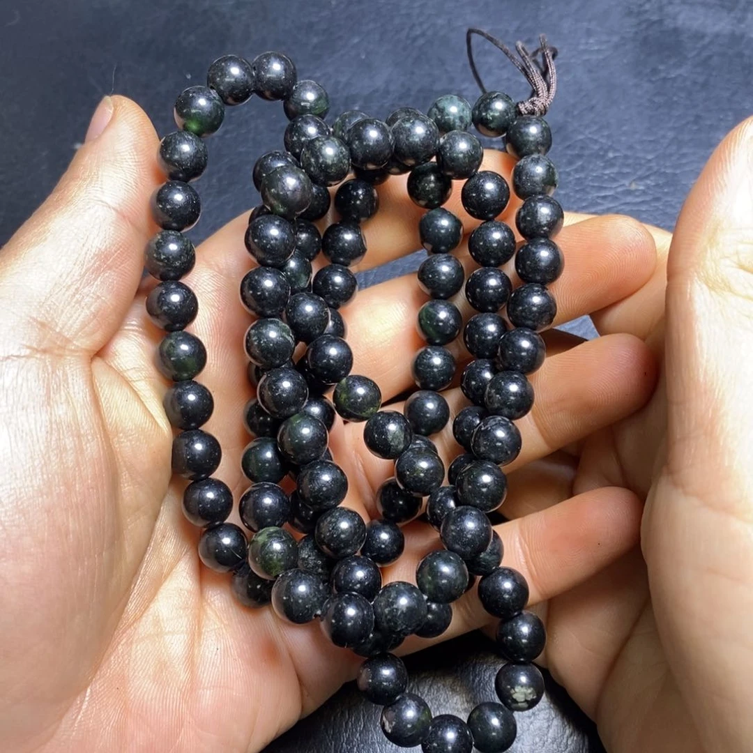 未镶嵌和田玉（糖玉）挂件