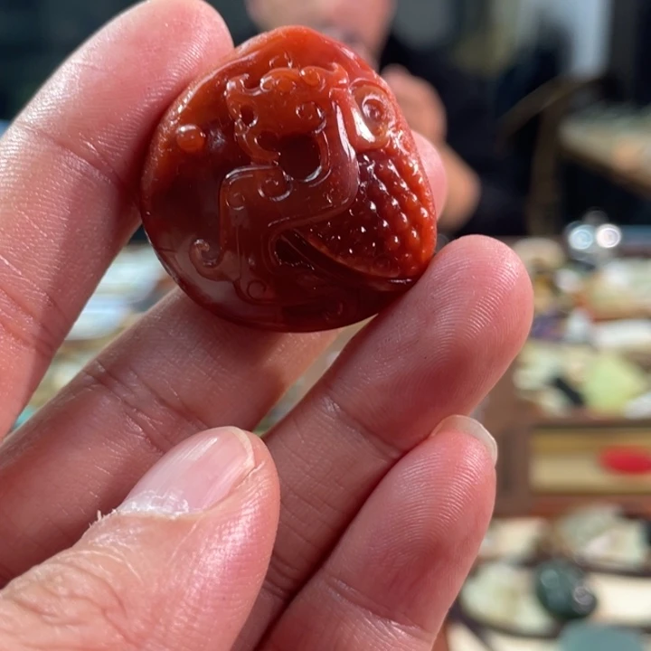 颈饰未镶嵌南红玛瑙