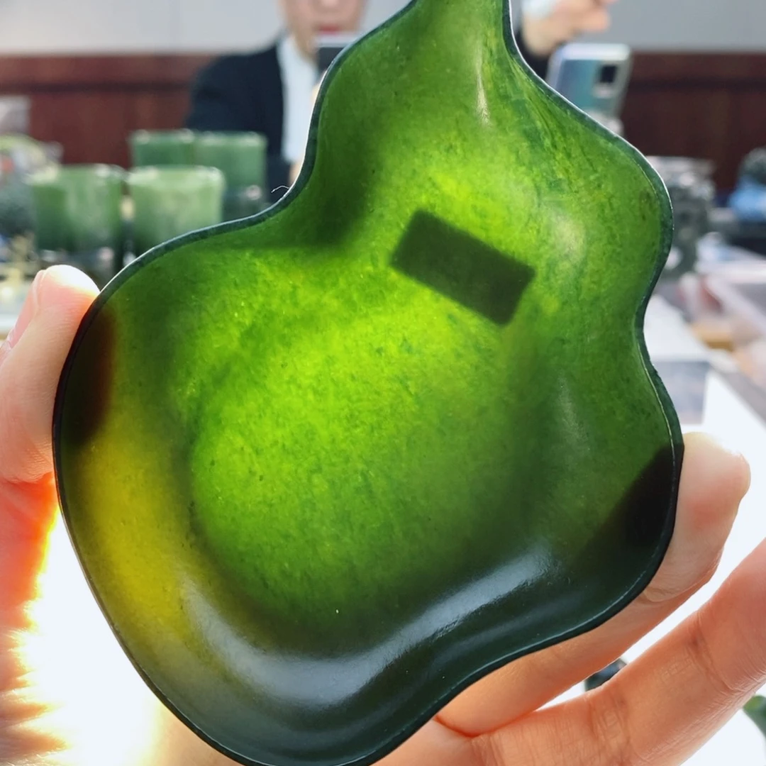 未镶嵌和田玉（青玉）摆件微瑕 异形葫芦茶荷