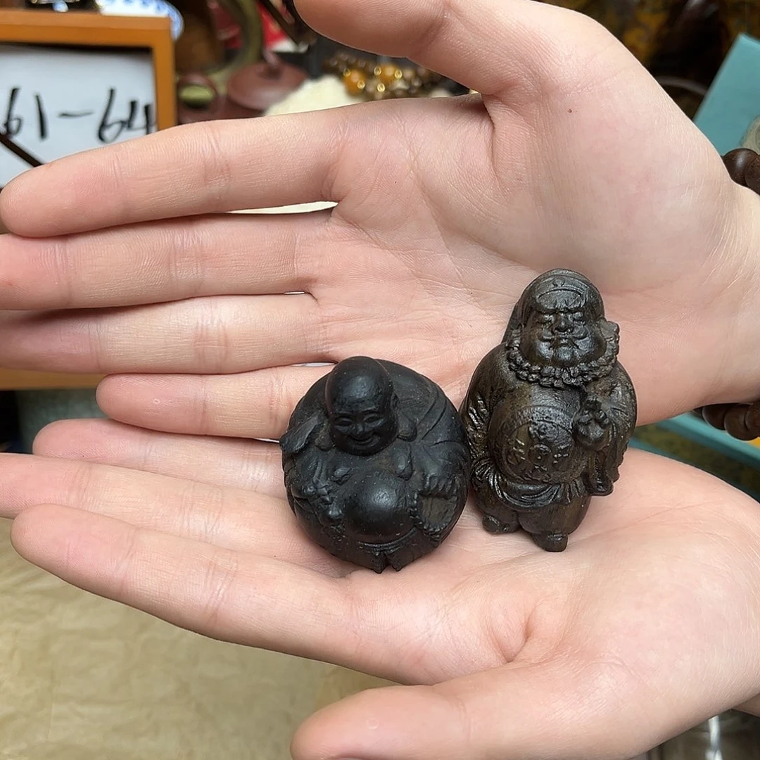 大叶紫檀（黑酸枝木类）